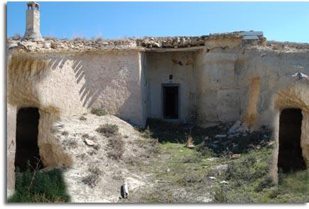REUTILIZACIÓN Y REHABILITACIÓN DE “CASAS CUEVAS