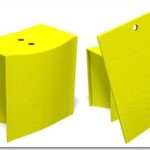 Taburete Plegable de Cartón Reciclado: Diseño Eficaz y Sostenible.