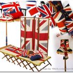 RECICLAR EL TEJIDO DE BANDERAS Y OBJETOS MILITARES ANTIGUOS. PARA REALIZAR ARTICULOS DE DECORACIÓN