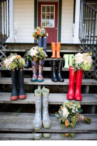 IDEAS PARA RECICLAR Y DECORAR CON BOTAS DE AGUA