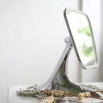 Ideas para reciclar un espejo retrovisor