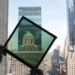 Ventanas que producen electricidad con paneles solares transparentes